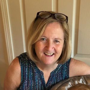 Meet your Posher, Debbie